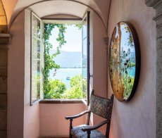 Palier 1er etage vue lac